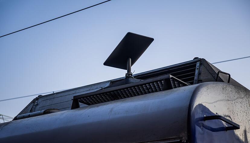 Schnelles Internet &uuml;berall ist das Versprechen von Starlink. (Archivbild)