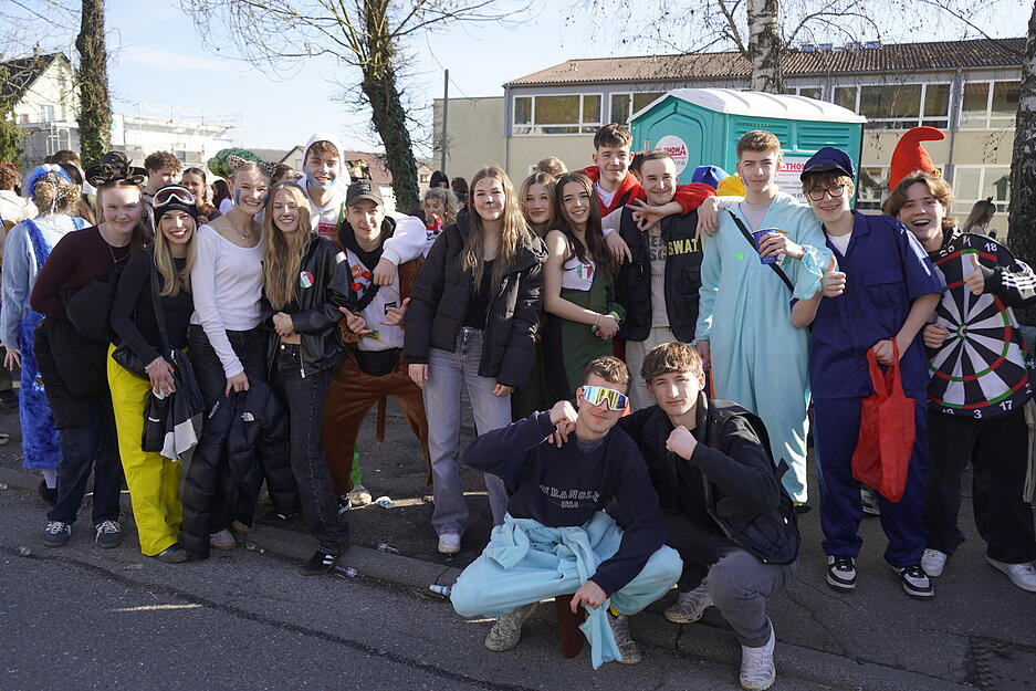 Narren feiern in Gundelsheim: Die besten Bilder vom Faschingsumzug