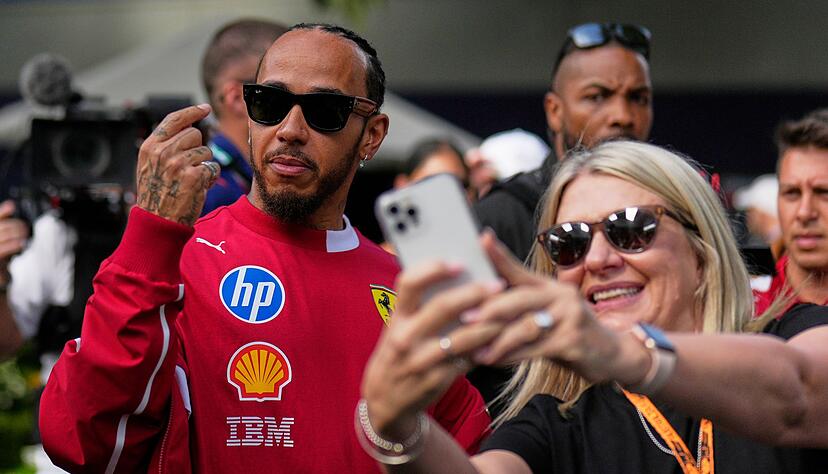 Der Formel-1-Superstar gab Regisseur Kosinski Fahrstunden. Der Formel-1-Superstar gab Regisseur Kosinski Fahrstunden.