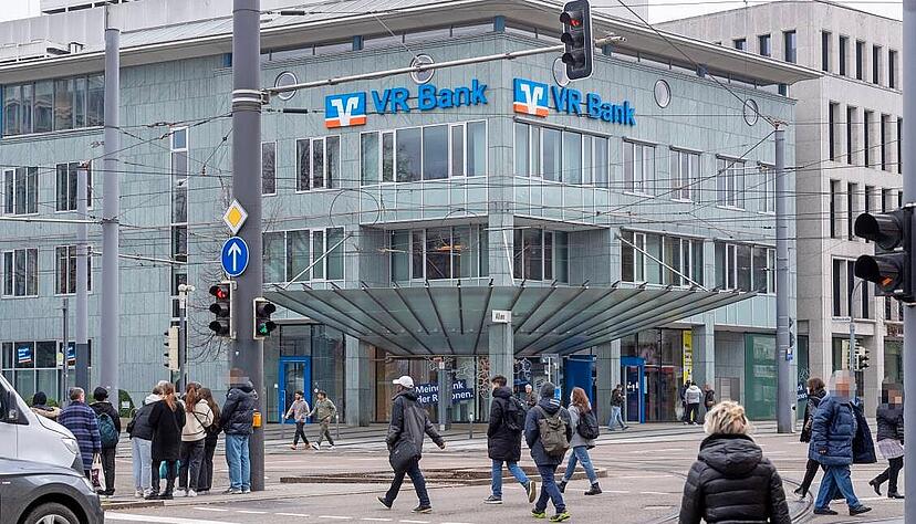 Die VR-Bank Heilbronn Schw&auml;bisch Hall (hier die Hauptstelle in Heilbronn) hat sich im vergangenen Gesch&auml;ftsjahr gut geschlagen.