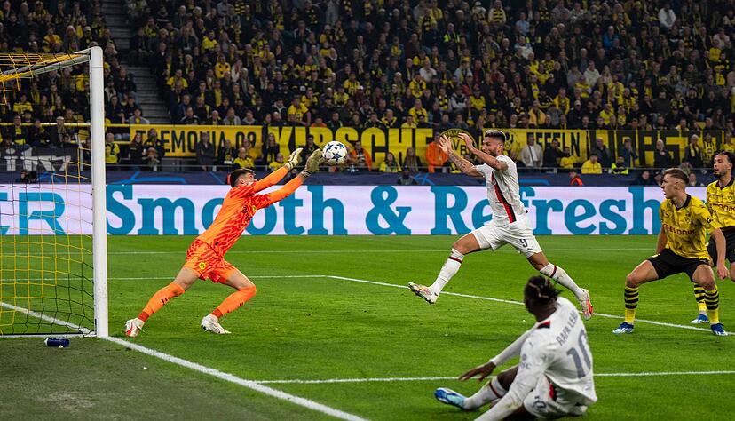 Gregor Kobel ist die Nummer eins im Tor des BVB. Gregor Kobel ist die Nummer eins im Tor des BVB.