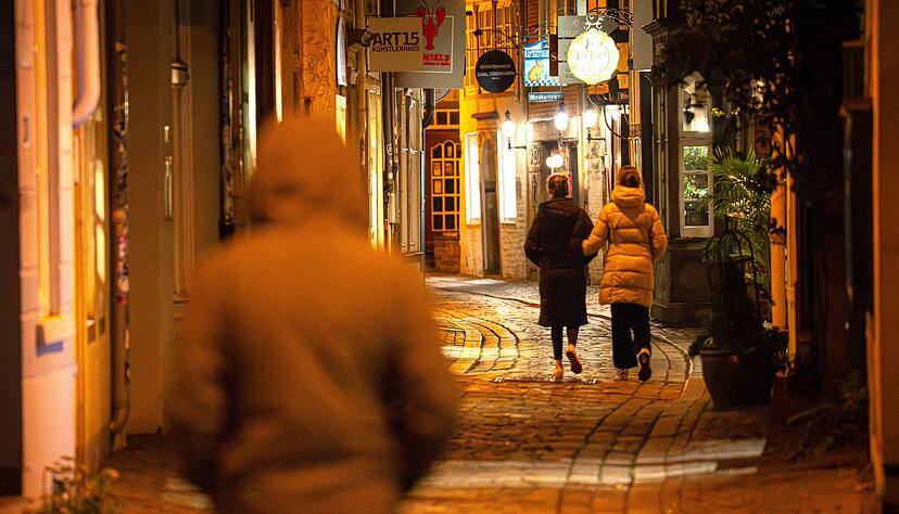 Für viele Mädchen und Frauen ist der Heimweg in der Nacht mit Angst verbunden.