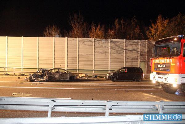 Vier Tote bei Unfall auf A6 | 03.11. Vier Tote bei Unfall auf A6 | 03.11.
