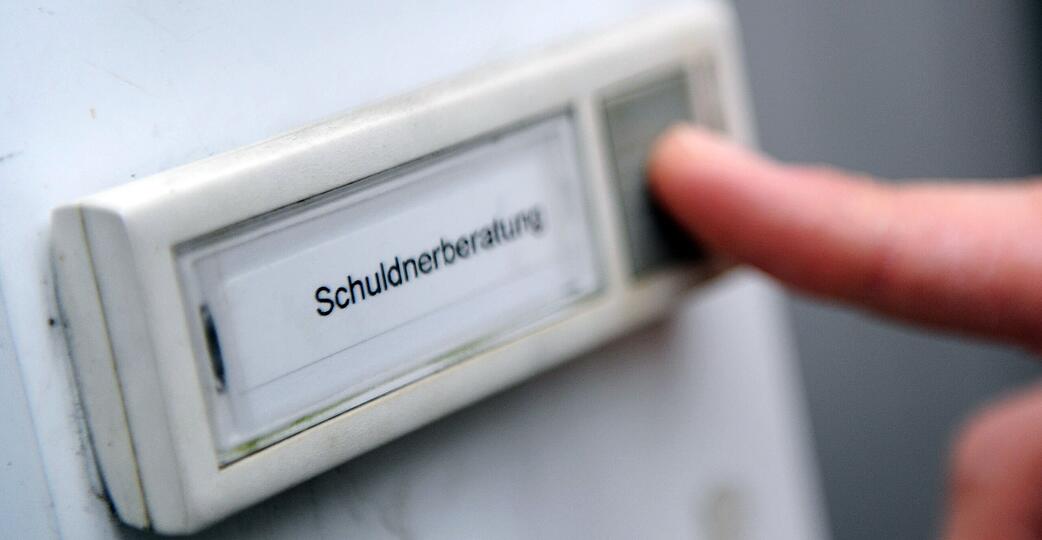 So viele Unternehmen in Baden-W&uuml;rttemberg wie lange nicht traten 2025 den Gang zum Insolvenzgericht an.