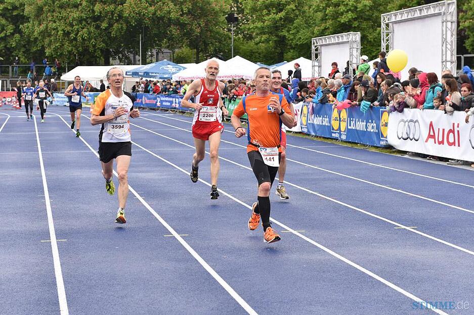 Trollinger Marathon: Zieleinlauf 2 | 7.5.