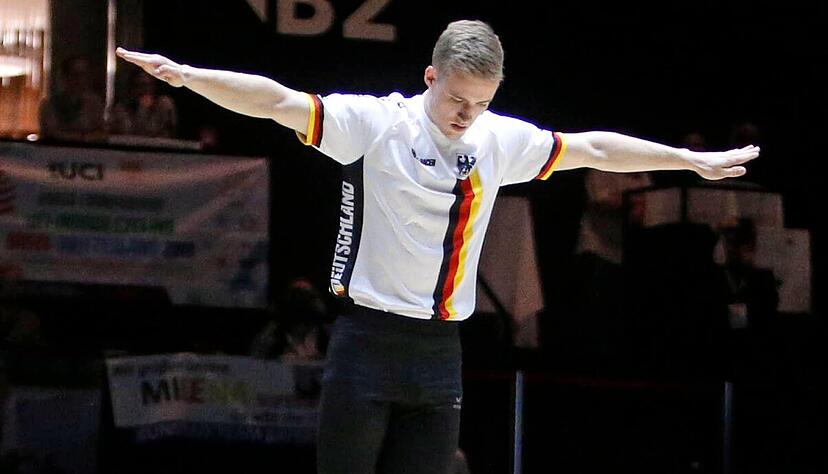 Max Hanselmann (oben) und Serafin Schefold standen am Samstag sicher auf dem Kunstrad. Mit 168,94 Punkten verbesserten sie den Weltrekord.
Foto: Marc Schmerbeck,