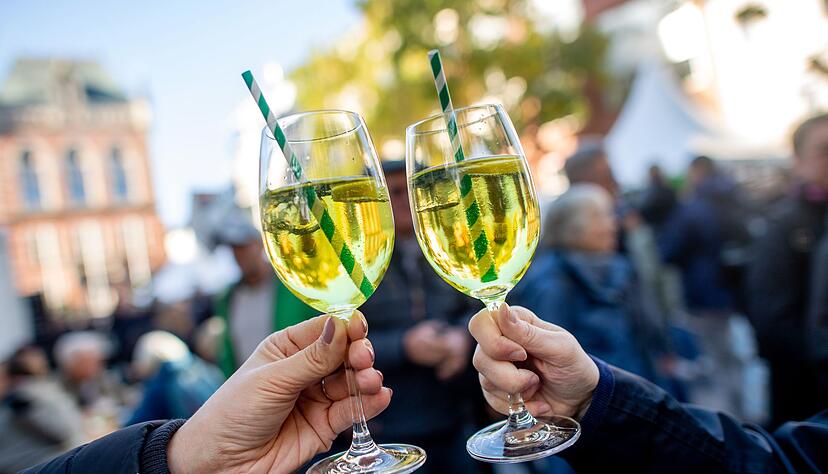Selbstgemachte Aperitifs sind zunehmend gefragt. (Archivbild)