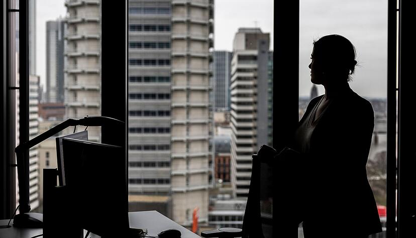 Die Eigenkündigung soll noch ein Geheimnis bleiben? Das können Arbeitgeber in der Regel nicht verlangen.