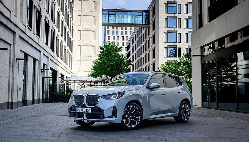 Evolution statt Revolution: Äußerlich hat BMW den neuen X3 moderat aufgefrischt.