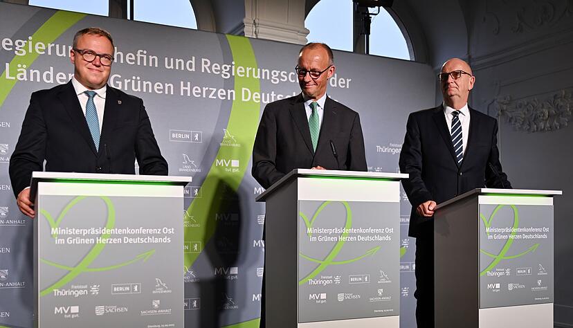 Treffen der ostdeutschen Ministerpräsidenten mit Bundeskanzler Friedrich Merz (CDU)