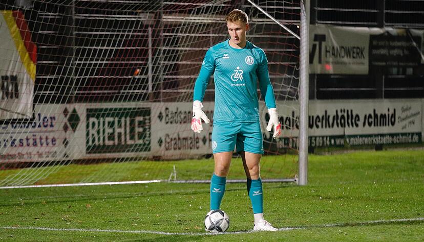 Torwart Nils Leidenberger wird immer mehr zur lautstarken &Uuml;berlebensversicherung des VfR Heilbronn &ndash; auch im Ausw&auml;rtsspiel beim Favoriten TSV Oberensingen.