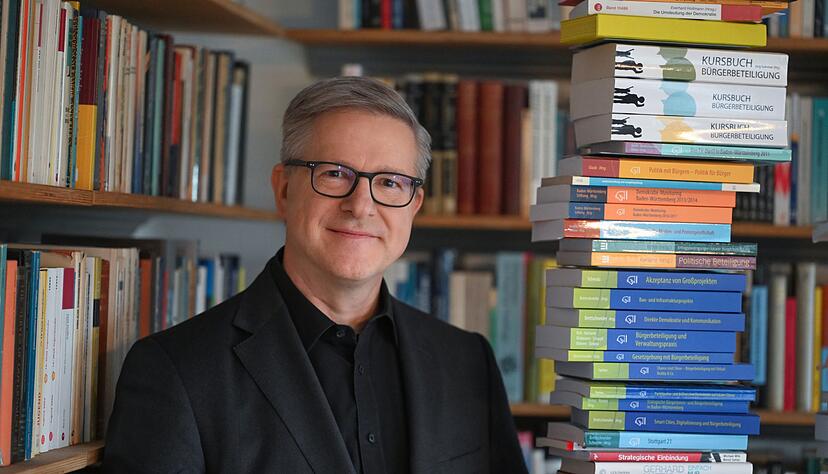 Frank Brettschneider lehrt als Professor an der Universit&auml;t Hohenheim und forscht unter anderem zu politischer Kommunikation. (Archivbild)