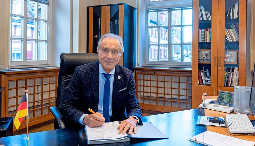 Rolf Kieser ist Bürgermeister bis zur letzten Sekunde. Der 67-Jährige leitet seit 32 Jahren die Geschicke der Stadt Brackenheim.
Foto: Mario Berger