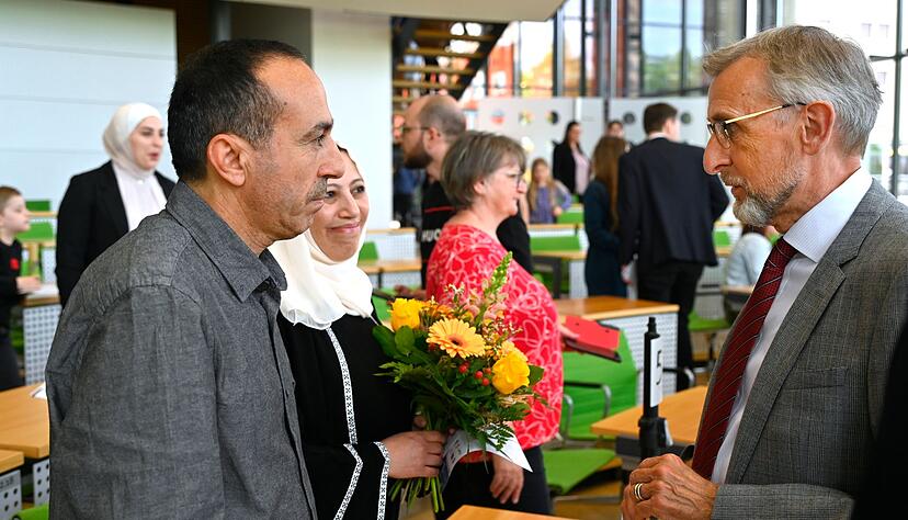 Viele Flüchtlinge aus Syrien erfüllen inzwischen die Voraussetzungen für eine Einbürgerung. (Archivbild) Viele Flüchtlinge aus Syrien erfüllen inzwischen die Voraussetzungen für eine Einbürgerung. (Archivbild)