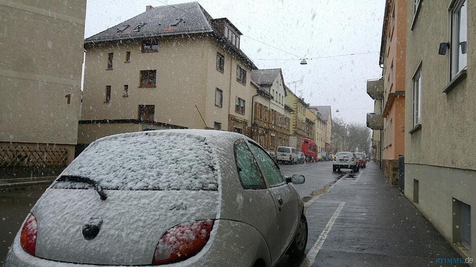 Am Mittwochmorgen erreicht der Schneefall auch Heilbronn.