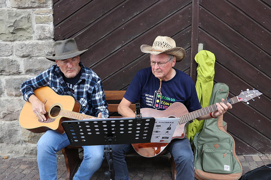 Der Festumzug war dem 50-jährigen Jubiläum des Musikvereins Waldenburg gewidmet.