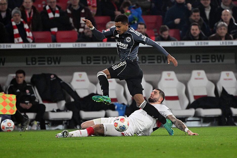 Jeff Chabot: Machte einen guten Job als Abwehrchef. Ging entschieden und mit der n&ouml;tigen H&auml;rte dazwischen. Note: 2,5