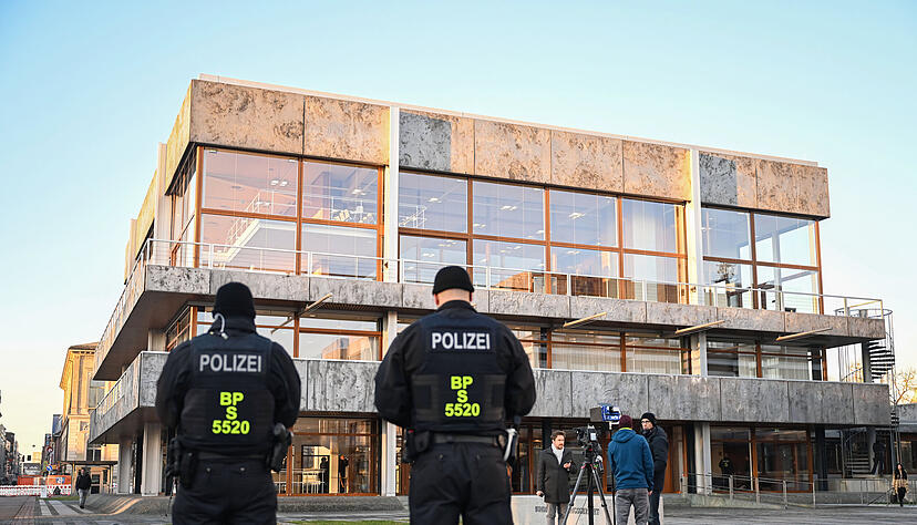 Bundesligavereine müssen die Kosten bei Hochrisikospielen übernehmen. (Symbolbild) Bundesligavereine müssen die Kosten bei Hochrisikospielen übernehmen. (Symbolbild)