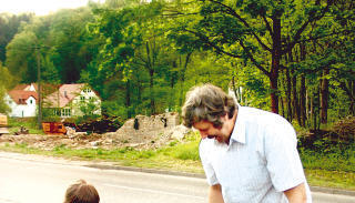 Eine Mini-Mieze namens Frosch erobert die Herzen im Sturm