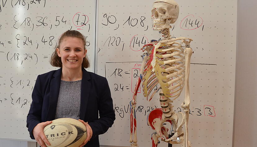 Annika Nowotnys Leben pendelt zwischen Mathe, Biologie und Rugby.