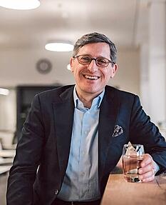 EBM-Papst-Chef Klaus Geißdörfer feiert nächste Woche seinen 50.
Foto: EBM-Papst EBM-Papst-Chef Klaus Geißdörfer feiert nächste Woche seinen 50.
Foto: EBM-Papst