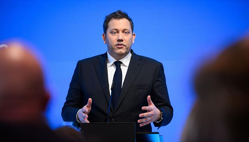 Der SPD-Chef pr&auml;sentiert seinen Reformplan.