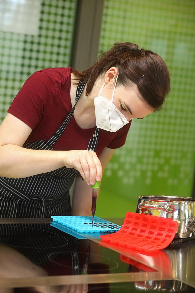 Gummibärchen selbst herstellen in der Experimenta Heilbronn