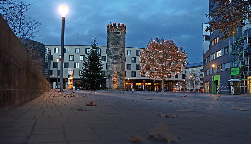 Am häufig verwaisten Platz am Bollwerksturm haben sich die Hoffnungen zerschlagen, dass dort zum Weihnachtsmarkt ein Vergnügungspark stattfindet.
Foto: Archiv