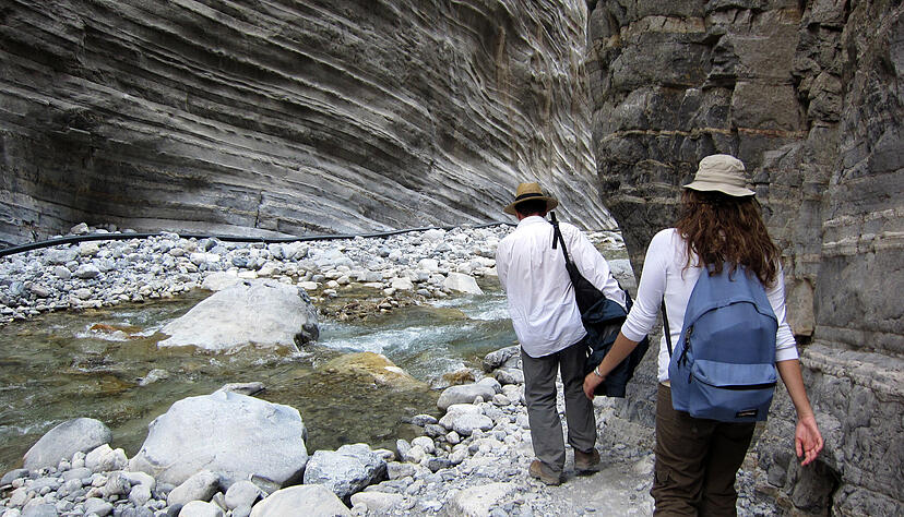Wanderungen durch die Samaria-Schlucht sind nicht ungef&auml;hrlich. In den Wintermonaten ist die Schlucht wegen der Gefahr von &Uuml;berschwemmungen und Steinrutschen geschlossen.