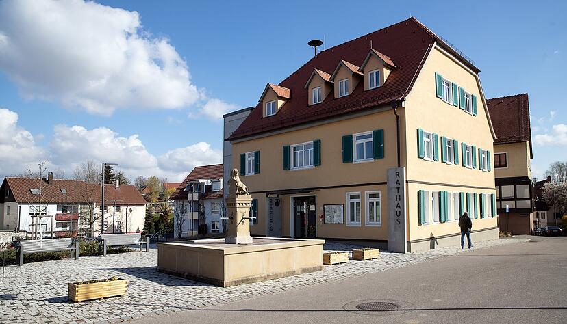 Das Rathaus in Untereisesheim ist nach einem Cyberangriff wieder regulär erreichbar. Das Rathaus in Untereisesheim ist nach einem Cyberangriff wieder regulär erreichbar.