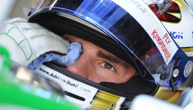 Letzte Vorbereitungen: Adrian Sutil kurz vor der Qualifikation in Monza.