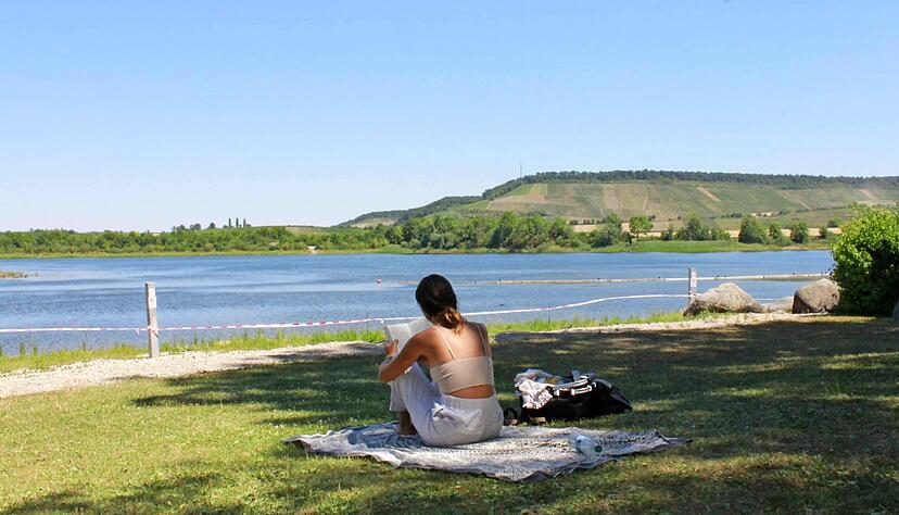 Gähnende Leere am Breitenauer See. Gähnende Leere am Breitenauer See.