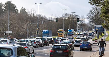 Warum liegen die Pläne zur Verlängerung der Saarlandstraße auf Eis? Hier geben wir den Überblick. Foto: Mario Berger