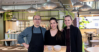 Heaven's Kitchen mit Tanja Goldstein (Mitte) &ouml;ffnet nun endlich am Bildungscampus in Heilbronn.