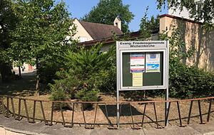 Die öffentliche Trauerfeier findet in der Wichernkirche in der Bismarckstraße statt. Foto: Hoffmann