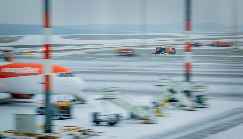 Am Hauptstadtflughafen BER hob auch am Freitagmorgen keine Maschine ab. Am Hauptstadtflughafen BER hob auch am Freitagmorgen keine Maschine ab.