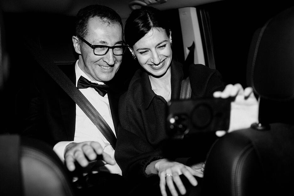 Gr&uuml;nen-Spitzenkandidat Cem &Ouml;zdemir und seine Partnerin Flavia Zaka haben sich das Ja-Wort gegeben.