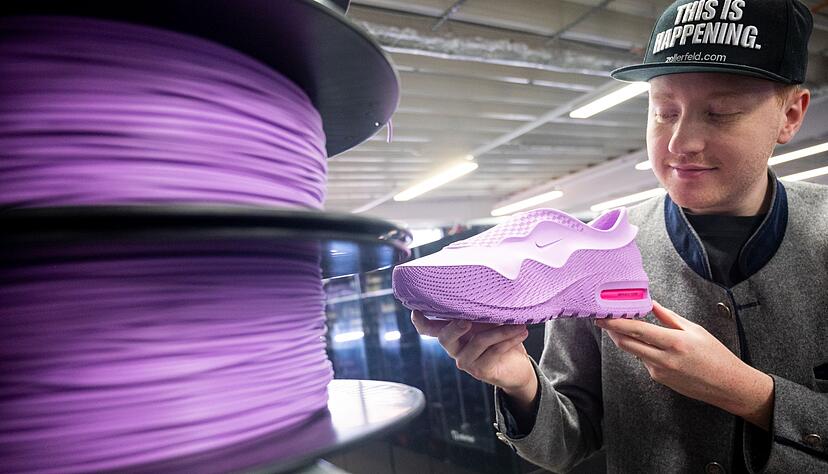 Rund 1.000 Designer haben ihre Sneaker-Designs bei Zellerfeld im Angebot.