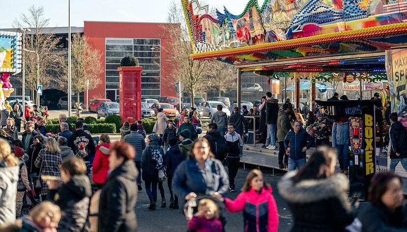 Das Kinderherz schlägt höher auf dem Vergnügungspark neben der Alten Turnhalle. Das Kinderherz schlägt höher auf dem Vergnügungspark neben der Alten Turnhalle.