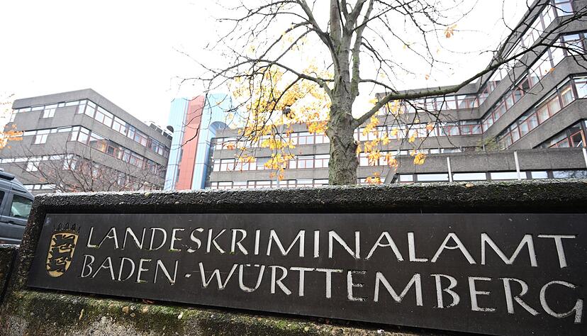 Zwei Mitarbeiter des Landeskriminalamtes stehen im Fokus von Betrugs-Ermittlern. (Archivbild)