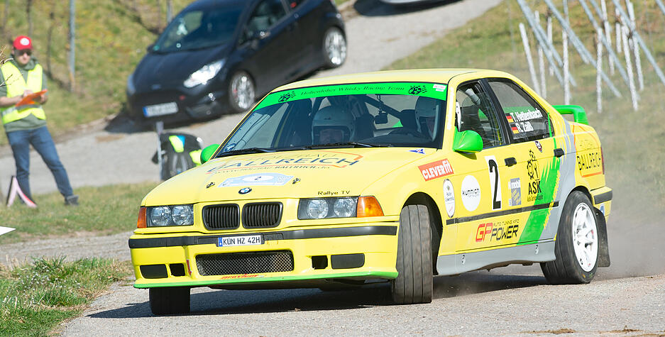 Eine rasante Fahrt durch die Weinberge ist das Markenzeichen der Unterland-Hohenlohe-Wertungsrallye. Eine rasante Fahrt durch die Weinberge ist das Markenzeichen der Unterland-Hohenlohe-Wertungsrallye.