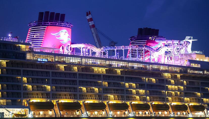 Auf dem Kreuzfahrtschiff haben 4000 Passagiere Platz.