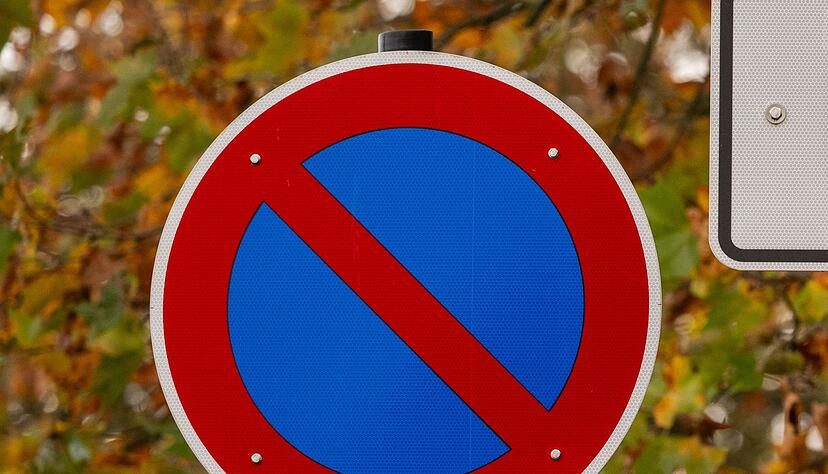 Parken im eingeschr&auml;nkten Halteverbot: Hier sind maximal drei Minuten erlaubt, und ein l&auml;ngeres Halten ist nur in Ausnahmef&auml;llen m&ouml;glich.