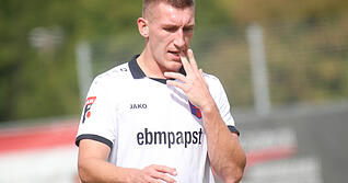 Nach dem 1:3 in Villingen ärgerten sich die Hollenbacher um Arne Schülke über ihre schwache Anfangsphase.
Foto: Archiv/Schmerbeck