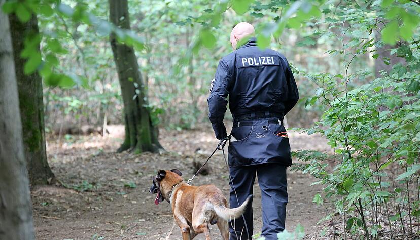 Mit gro&szlig;en Suchaktionen hatte die Polizei etwa im Altonaer Volkspark in Hamburg nach der vermissten Hilal gesucht. (Archivbild)