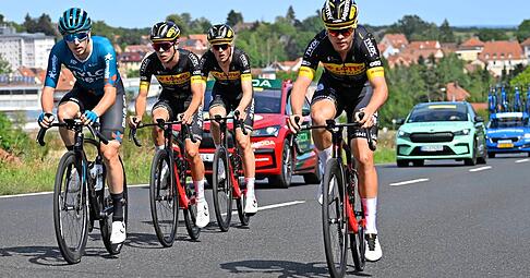 1. Etappe der Deutschland-Tour von Schweinfurt nach Heilbronn am 22.08.2024 Ausreißergruppe bei Werneck mit von links nach rechts Anton Theo Lennemann Team Bike Aid, Mauro Brenner, Ben Felix Jochum und Nick Bangert alle Team LOTTO KERN-HAUS PSD BANK Deutschland-Tour 2024 1. Etappe *** 1 stage of the Deutschland Tour from Schweinfurt to Heilbronn on 22 08 2024 Breakaway group near Werneck with from left to right Anton Theo Lennemann Team Bike Aid , Mauro Brenner, Ben Felix Jochum and Nick Bangert all Team LOTTO KERN HAUS PSD BANK Deutschland Tour 2024 1 stage