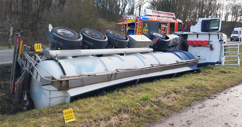 In der N&auml;he von Gro&szlig;bottwar ist ein Tanklaster umgekippt.
