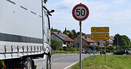 Statt des gewünschten Tempolimits an der Brückenstraße wird in Westernhausen der Fußgängerüberweg auf der Jagsttalstraße gestrichen. Hier soll eine Ampel entstehen.