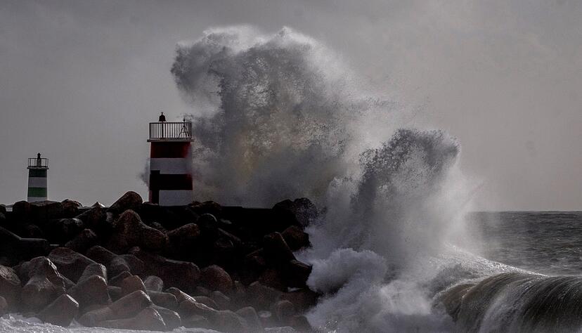 Der Atlantiksturm &laquo;Kristin&raquo; ist mit Windgeschwindigkeiten in B&ouml;en von mehr als 200 Kilometern pro Stunde &uuml;ber Portugal hinweggefegt. (Archivbild)