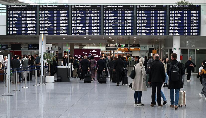Am Flughafen München sind am Abend erneut Flüge ausgefallen.